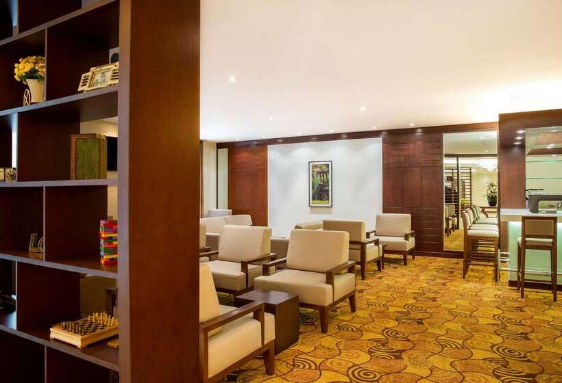 Hotel Hilton Garden Inn Hanoi