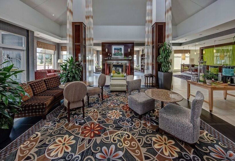 هتل Hilton Garden Inn Tulsa Midtown