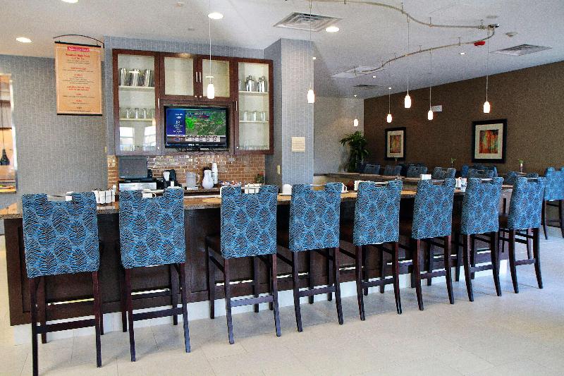 هتل Hilton Garden Inn Tulsa Midtown