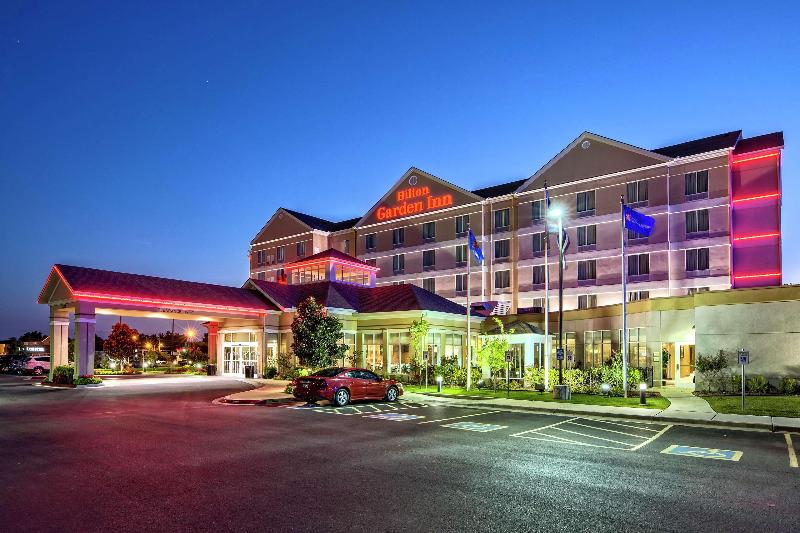 هتل Hilton Garden Inn Tulsa Midtown