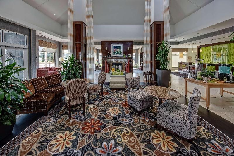 هتل Hilton Garden Inn Tulsa Midtown
