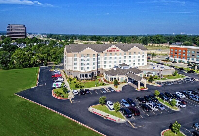 هتل Hilton Garden Inn Tulsa Midtown