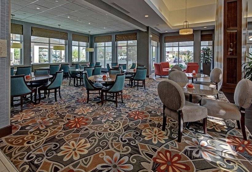 هتل Hilton Garden Inn Tulsa Midtown