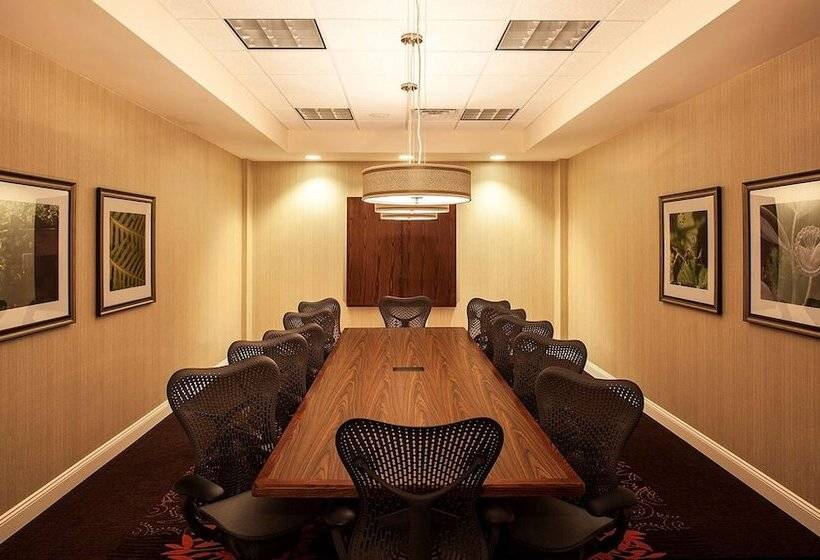 בית מלון כפרי Hilton Garden Inn Valley Forge/oaks