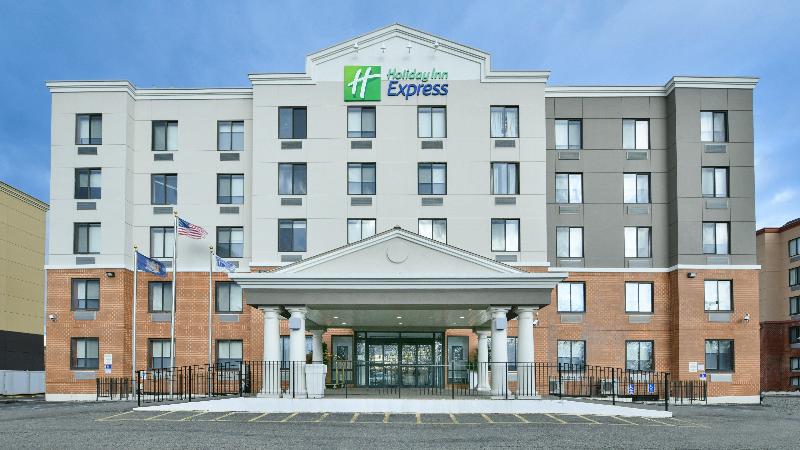 فندق Holiday Inn Express Staten Island West, An Ihg