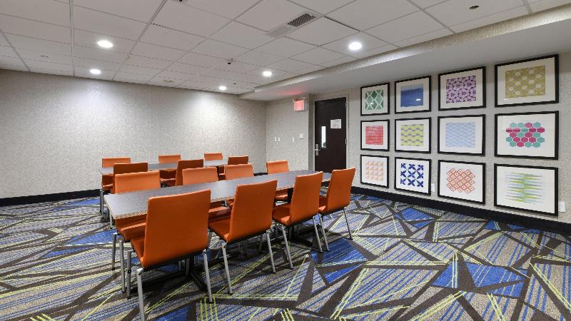 فندق Holiday Inn Express Staten Island West, An Ihg