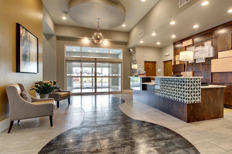 Holiday Inn Express Hotel & Suites Albany By Ihg