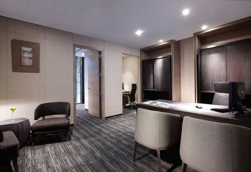 Humble House Hotel Taipei, Curio Collection By Hilton