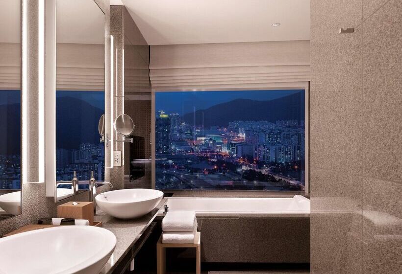 فندق Park Hyatt Busan