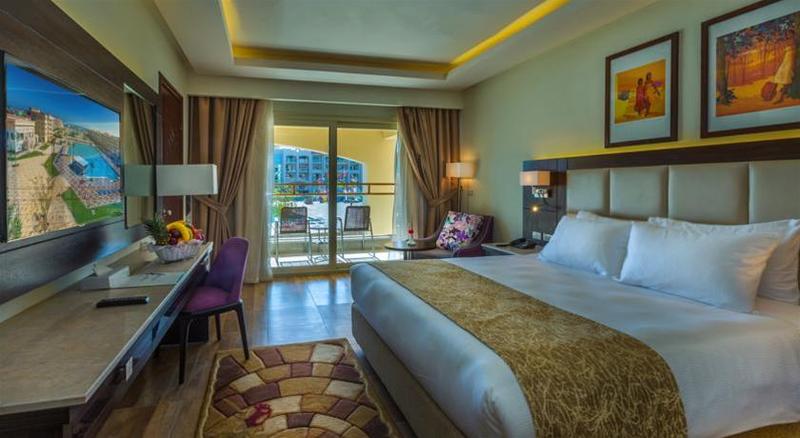 هتل Pickalbatros White Beach Resort  Hurghada