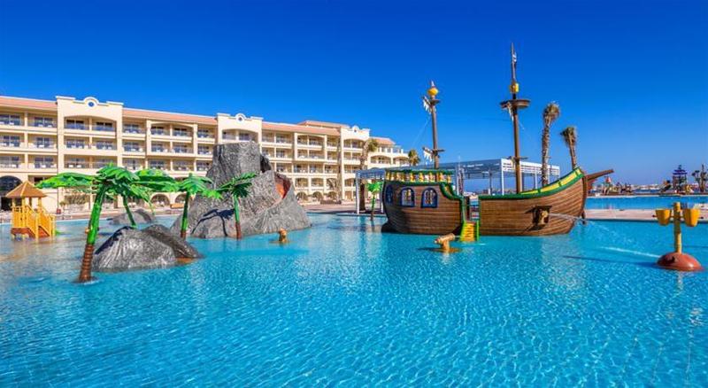 هتل Pickalbatros White Beach Resort  Hurghada