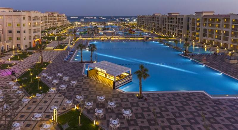 هتل Pickalbatros White Beach Resort  Hurghada