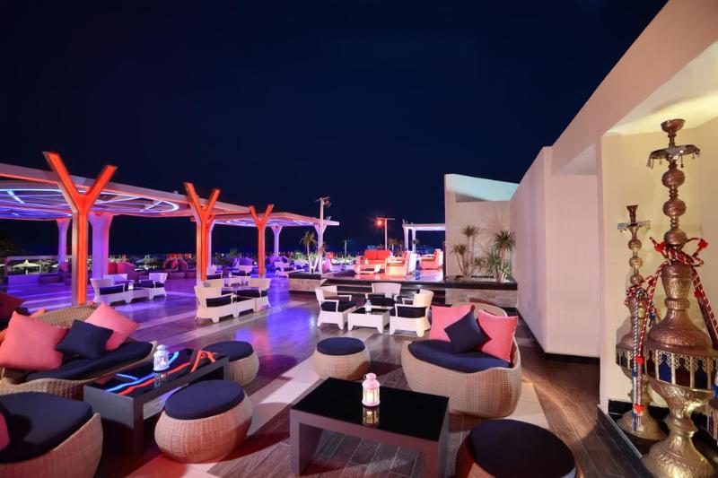 هتل Pickalbatros White Beach Resort  Hurghada