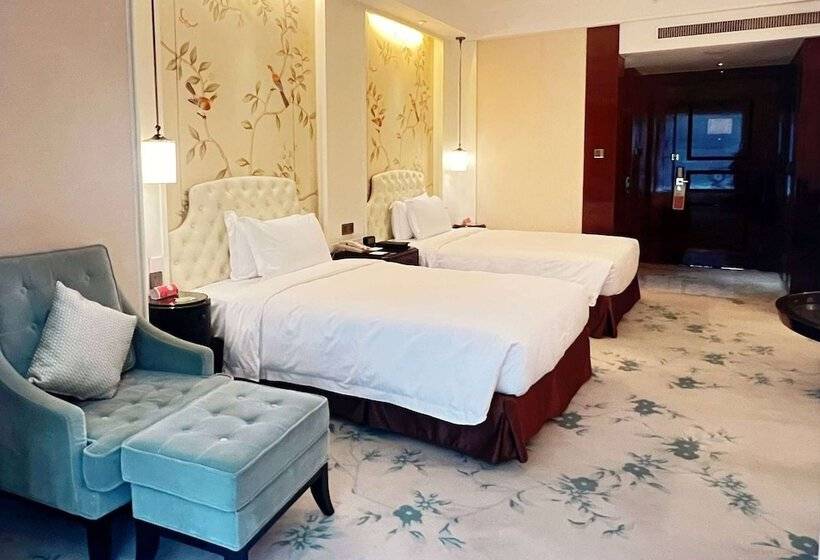 ホテル Ramada Plaza Qiandeng Kunshan