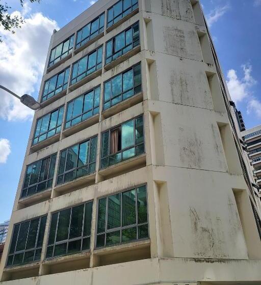Philip Hotel Balestier