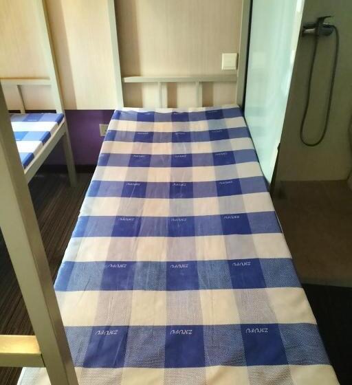 Philip Hotel Balestier