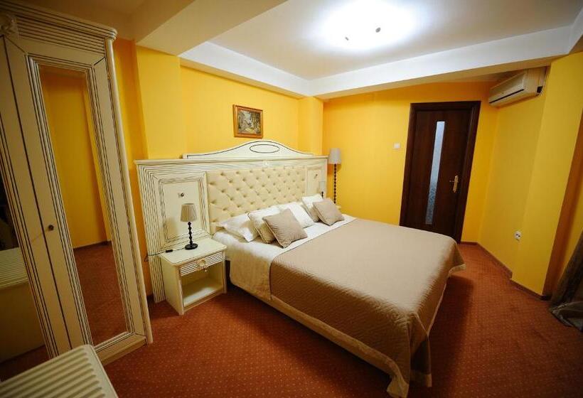 هتل Royal Craiova