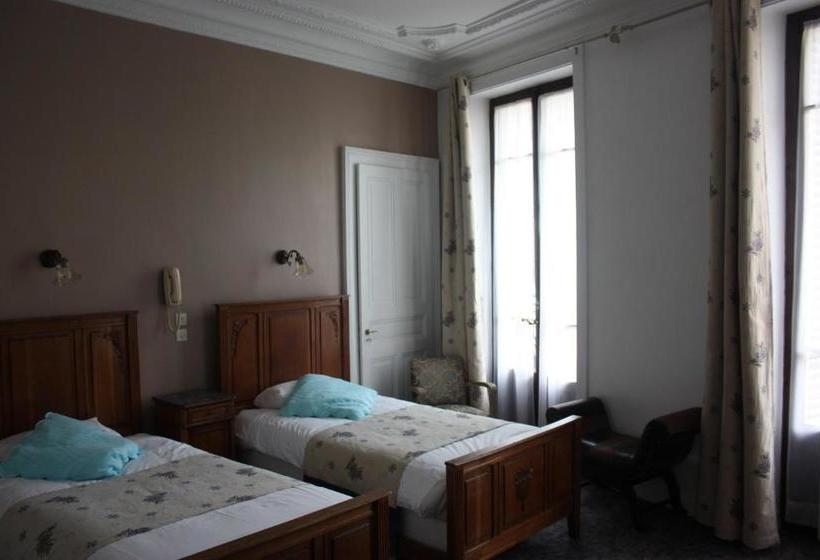 Отель Savoy