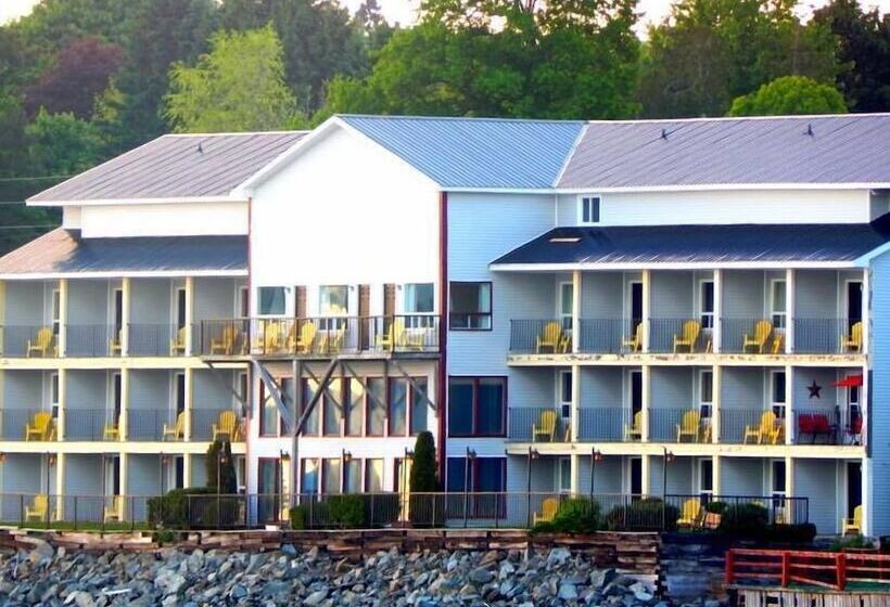 هتل St Andrews Inn & Suites