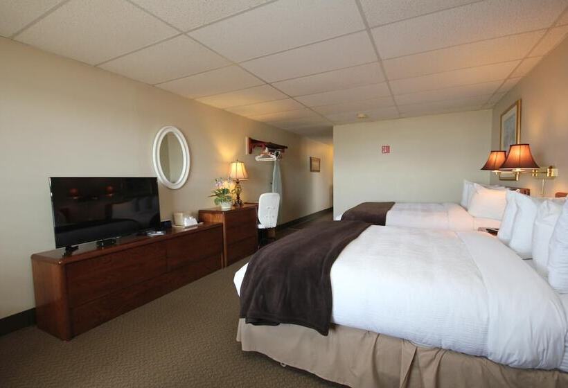 هتل St Andrews Inn & Suites