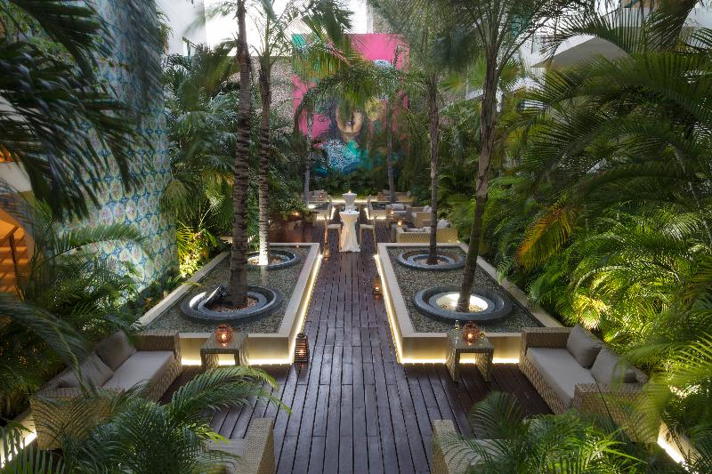 هتل The Palm
