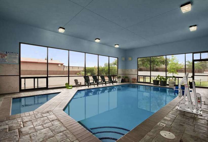 モーテル Days Inn By Wyndham Childress