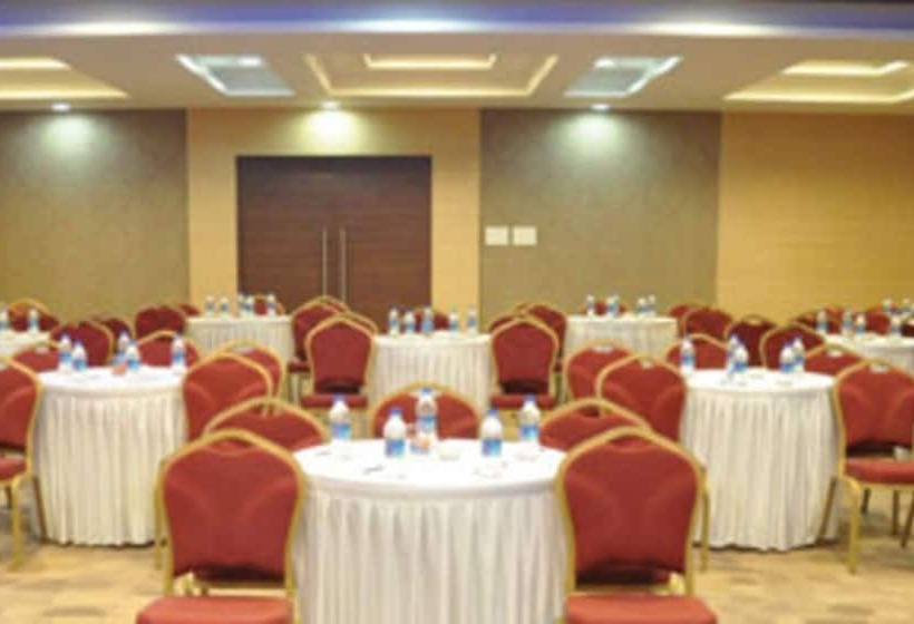إقامة Residency Sarovar Portico