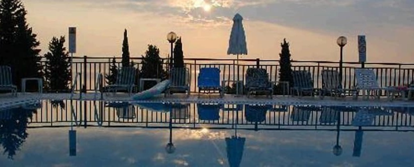 Aronis Apartments
