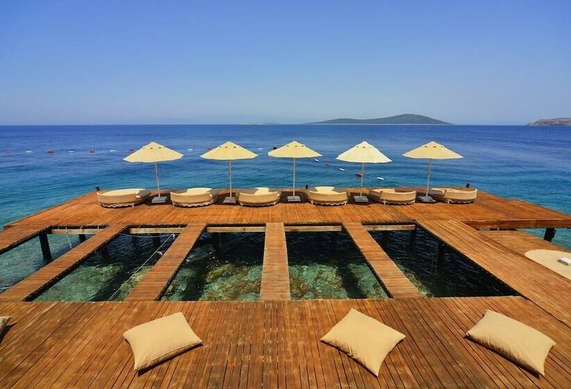 هتل Swissôtel Living Bodrum