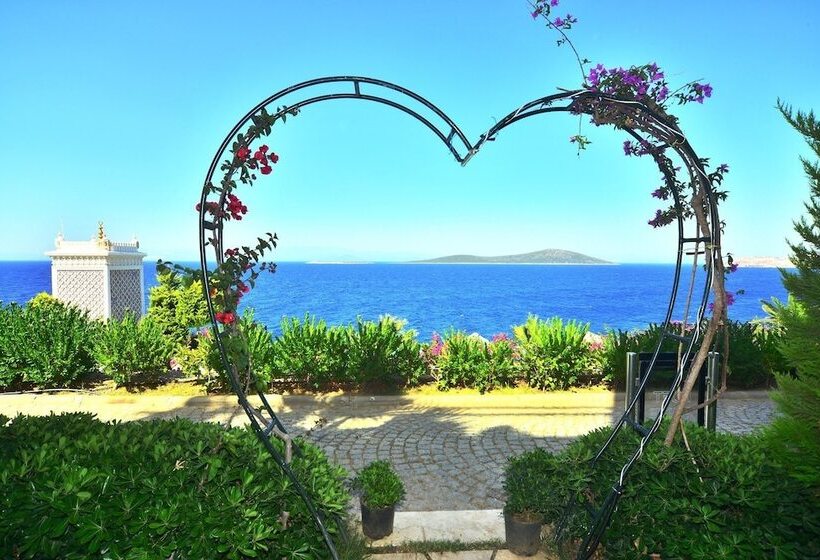 هتل Swissôtel Living Bodrum
