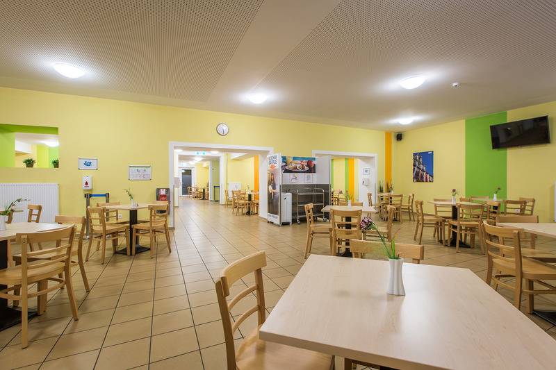 هتل a&o Weimar
