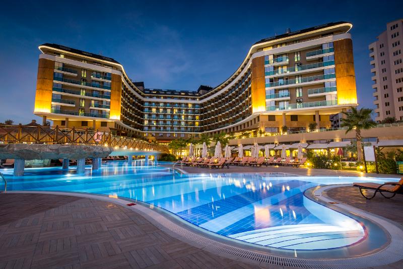 هتل Aska Lara Resort & Spa