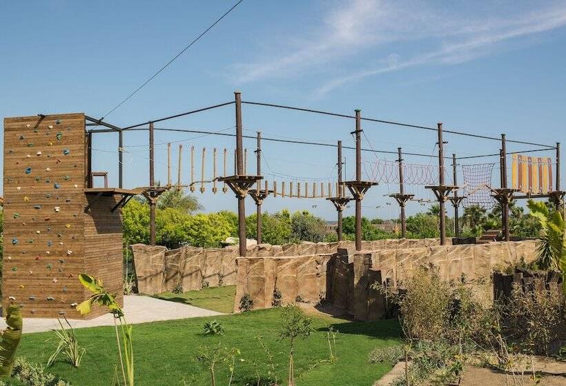 هتل Aska Lara Resort & Spa