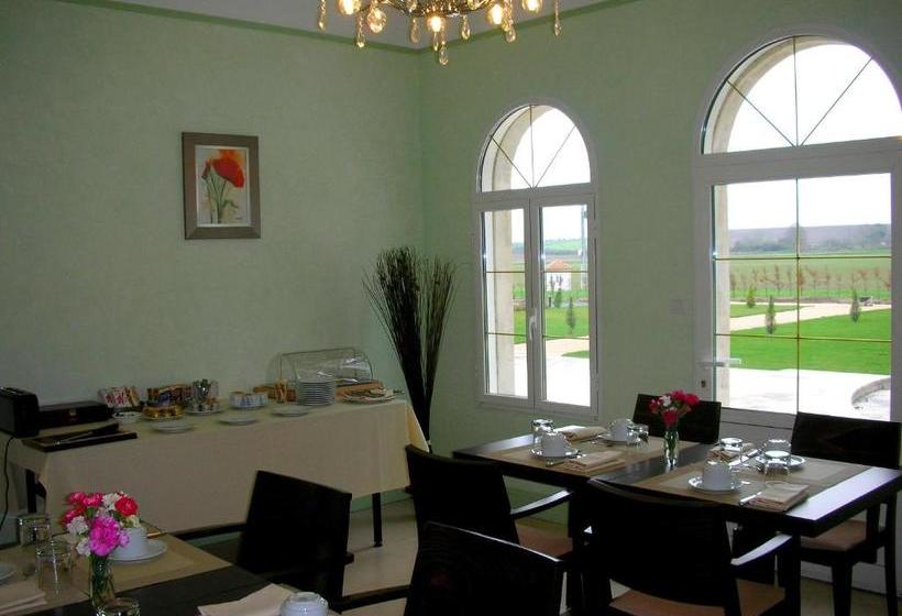 בית מלון כפרי Château De La Sebrandière