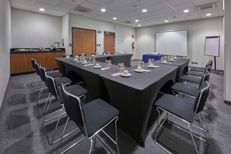 هتل City Express By Marriott Irapuato Norte