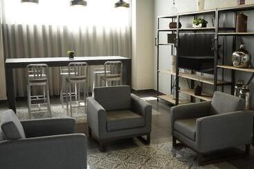 هتل City Express Plus By Marriott Ciudad De México Patio Universidad