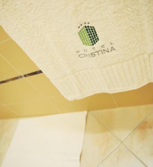 هتل Cristina