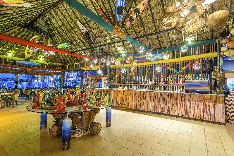 هتل Decameron Isleno - All Inclusive