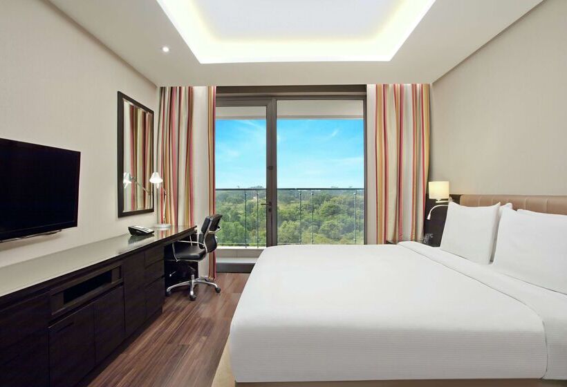 فندق Doubletree Suites By Hilton Bengaluru Outer Ring Road