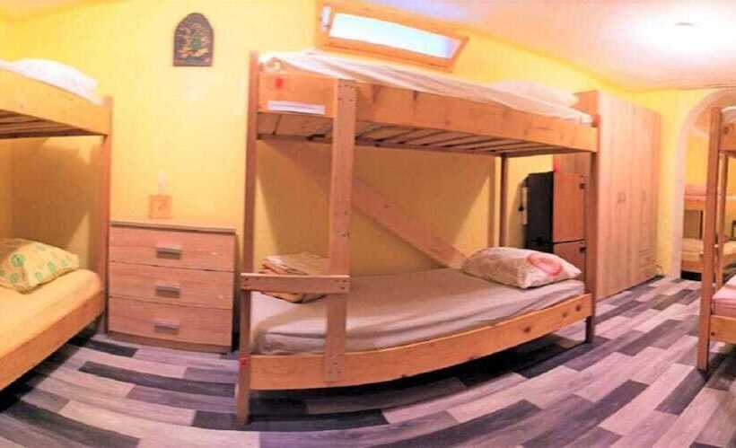 هتل Dragan S Den Hostel