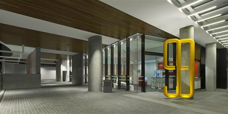 هتل Four Points By Sheraton Brisbane