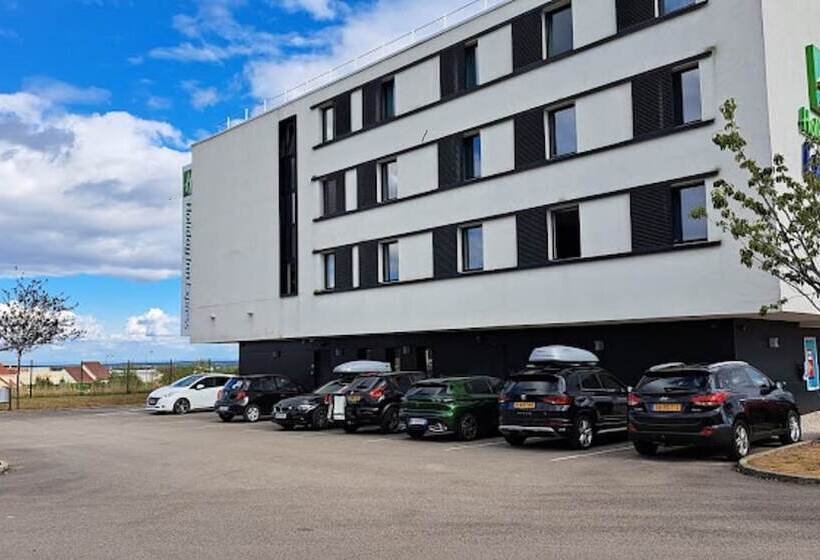 هتل Holiday Inn Express Dijon, An Ihg