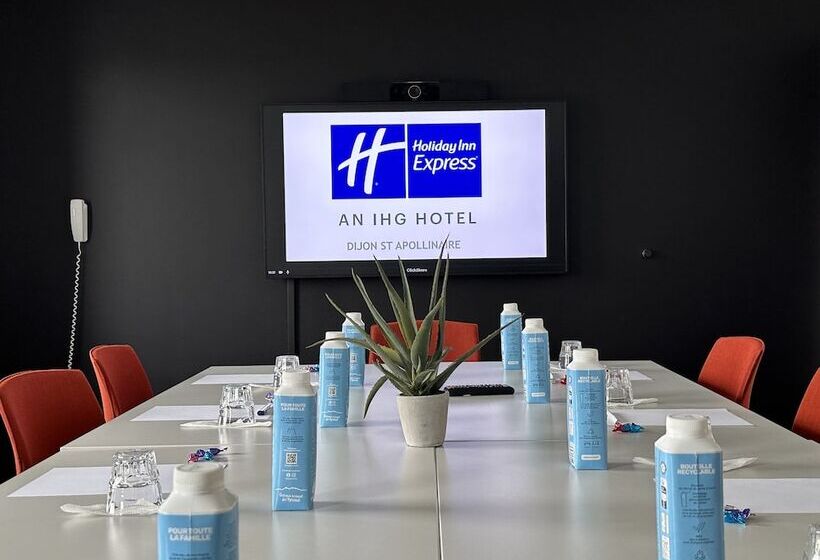هتل Holiday Inn Express Dijon, An Ihg