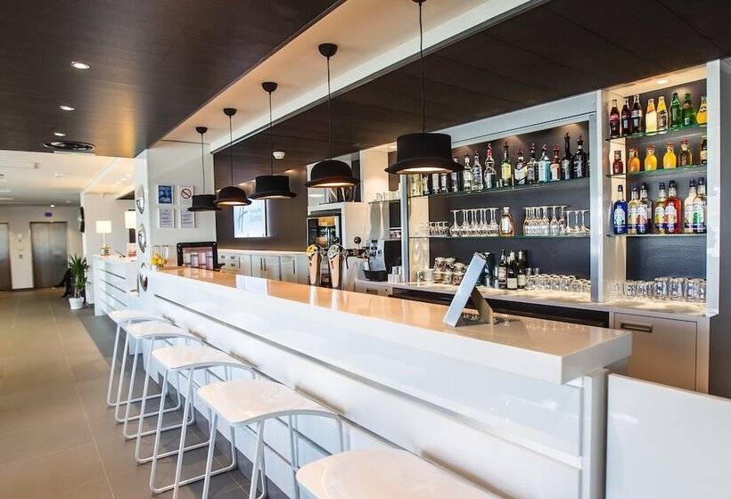 هتل Holiday Inn Express Dijon, An Ihg