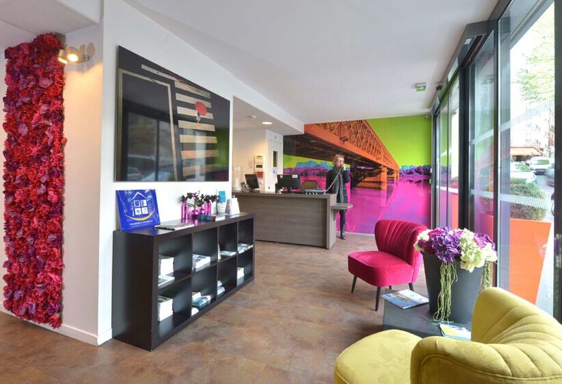 Hotel Kyriad Nantes  Graslin