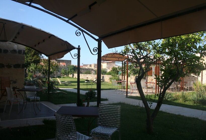 Отель Maison Tresnuraghes