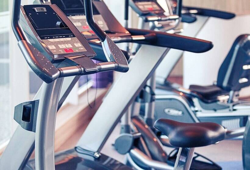 هتل Mercure Serpong Alam Sutera