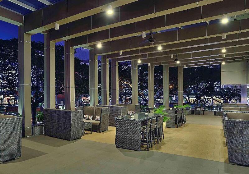 هتل Mercure Serpong Alam Sutera