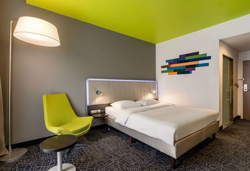 هتل Park Inn By Radisson Pulkovo Airport St. Petersburg