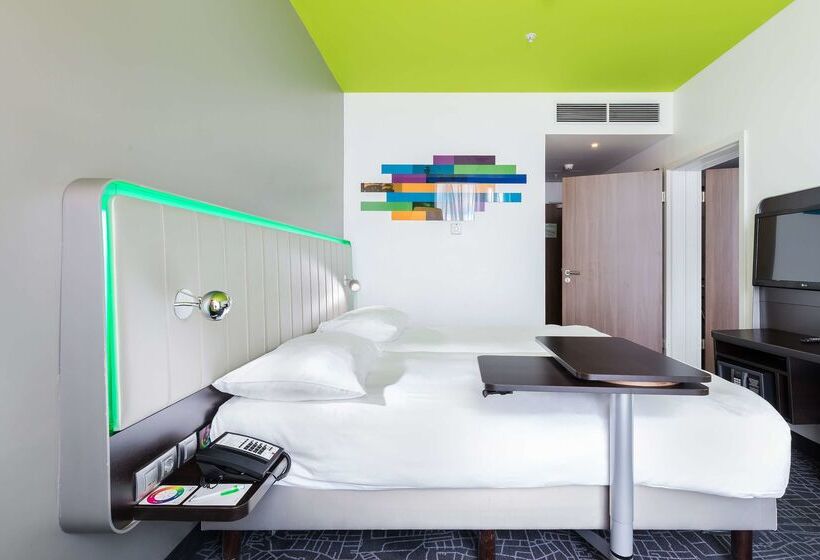 هتل Park Inn By Radisson Pulkovo Airport St. Petersburg